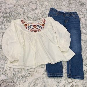 Old Navy linen embroidered shirt and jean leggings / jeggings outfit